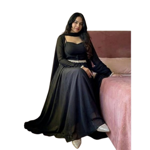 Présentation du nouveau costume Anarkali maxi de créateur, dans un style fantaisie, avec travail Koti et tissu en faux Georgette pur avec dentelle fantaisie. - Product Image 1