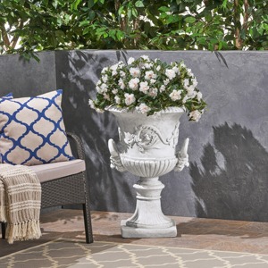 Vase à fleurs d'extérieur classique en résine avec motif sculpté à la main pour usage en jardin - Product Image 3