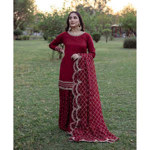 Hermoso vestido de noche bordado Ropa de fiesta Top Sharara Dupatta - Product Image 3