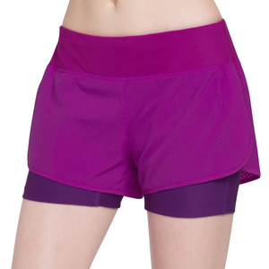 Achetez maintenant des shorts de sport pour femmes, doux et extensibles, pour la course à pied, la gym et l'entraînement. - Product Image 2