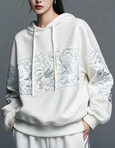 Sudadera con capucha blanca para mujer, bordado floral en 3D, corte holgado - Product Image 1