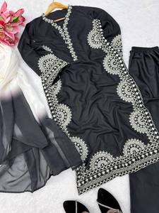Robe Abaya noire brodée, coupe ample, manches longues, robe islamique pour femmes avec dupatta pour la fête de l'Aïd - Product Image 6