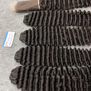 Extensiones de Cabello Humano Remy Vietnamita Ondulado Profundo, Doble Trama, Tejido a Máquina, Color Natural, Totalmente Teñible - Product Image 1