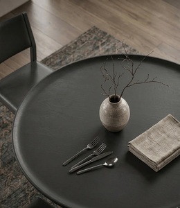 Table à manger ronde en bois massif noir, meubles de salle à manger modernes, taille personnalisée, fabrication artisanale, durable, extensible - Product Image 4
