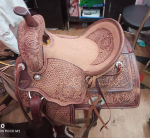 Productos de equitación de cuero real, sillín de cuerda occidental hecho a mano con juego de tachuelas para asiento de Carreras de Caballos de mayorista - Product Image 5