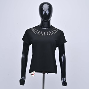 Camiseta de alta calidad para mujer, bordada, de manga corta, cuello redondo, 95% algodón y 5% spandex, de color sólido, tejido de punto, informal, para verano. - Product Image 1