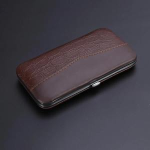 Kit de Soins des Ongles 12 Pièces Argenté – Manucure et Pédicure avec Repousse-cuticules, Lime, Coupe-ongles, Ciseaux et Pince à Épiler - Product Image 6