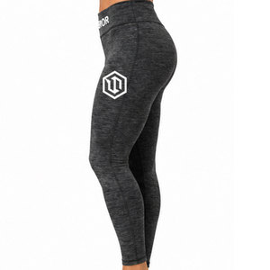 Pantalones de Compresión Deportivos para Mujer con Diseño Atlético Ergonómico, Tecnología de Gestión de la Humedad y Tela Elástica Resistente - Product Image 4