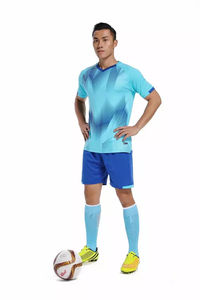 Uniformes de Fútbol Personalizados para Clubes, Camisetas de Práctica de Secado Rápido de Alta Gama y Conjuntos de Fútbol - Product Image 5