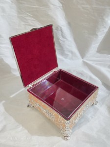 Caja de Joyería Cuadrada de Lujo Plateada con Diseño de Pavo Real, Organizador de Joyas Esmaltado, Contenedor de Terciopelo para Frutos Secos, Regalo de Boda - Product Image 5