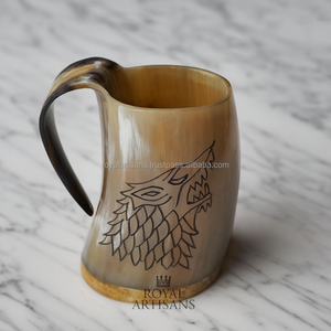 Jarra Vikinga Artesanal de Cuerno de Búfalo – Jarra Duradera con Asa de Acero para Cerveza, Hidromiel y Regalo - Product Image 1