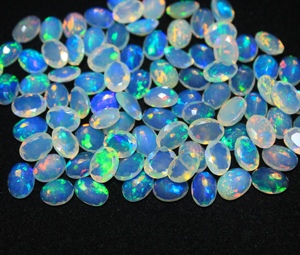 Opale naturelle multicolore, taille ovale 3x5mm, calibrée, avec jeu de couleurs/effet de feu, pour la fabrication de bijoux - Product Image 4