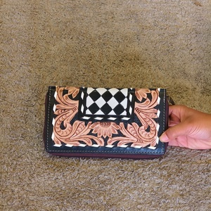 Stylish Hand Tooling Carved 100% Genuine Leather Women's Clutch Checkered Pattern <b>Wallet</b> Purse Personalized Bohemian Fashionable - Product Image 1