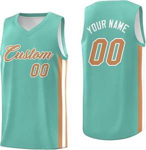 Uniforme de Baloncesto Personalizado de Alta Calidad – Camiseta y Pantalones Cortos Sublimados 100% Poliéster - Product Image 1