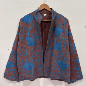 Chaqueta de Terciopelo Bordada Estilo Bohemio, Chaqueta con Bordado Suzani, Chaqueta de Invierno para Mujer, Chaqueta Suzani en Oferta - Product Image 1