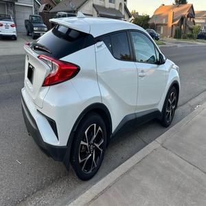 Voitures d'occasion Toyota CHR 2020 2019 2021 en stock, économiques en carburant, SUV en bon état, voiture japonaise Toyota CHR - Product Image 1