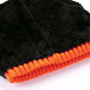 Gorro de Punto Acanalado Naranja Unisex, Gorro de Invierno de Color Sólido con Diseño de Borde Plegado, Estilo Casual para Adultos - Product Image 2