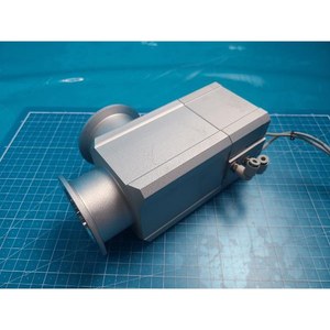 Vanne d'angle haute pression SMC XLD-50 XLD-50L-M9BA, utilisée comme pièce détachée pour équipement semi-conducteur d'occasion - Product Image 1