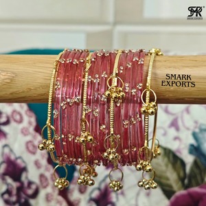 Elegante Juego de Brazaletes Kashmiri Rosa Bebé Hechos a Mano con Ghungroo, Chapado en Oro Tradicional, 16 Piezas, Joyería de Moda para Mujer - Product Image 2