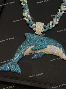 Collar con Colgante de Delfín Estilo Hip Hop con Micro Pavé de Moissanita Azul y Blanco, Plata de Ley Brillante para Hombre y Mujer - Product Image 3