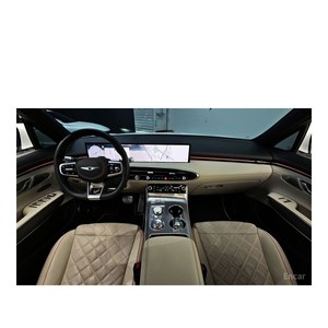 Genesis GV70 2.5T essence 2WD 2024 avec boîte de vitesses automatique, sièges en cuir, caméra arrière - 30 764 km, conduite à gauche - Product Image 6