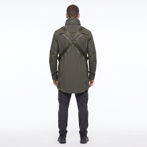 Chaqueta Táctica Impermeable Personalizada para Hombre, Estilo Techwear, con Capucha y Arnés Trasero, Directo de Fábrica OEM desde Sialkot - Product Image 2