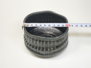 Tazón de Matcha de Cerámica de Porcelana Japonesa Hecho a Mano, Reutilizable y Ecológico, para Accesorios de Té Japandi - Product Image 3