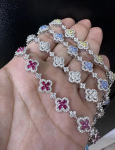 กำไลข้อมือเทนนิสโมอิสซาไนต์สีขาว กำไลเงินทอง ประดับเพชรแบบเรียบหรู เครื่องประดับอัญมณีสุดหรู ของขวัญแต่งงานสำหรับเธอ - Product Image 3