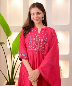 Salwar Kameez Dupatta de Algodón Rosa Bordado, Ropa Tradicional para Mujer, Estilo India Pakistán, Casual, Largo hasta el Tobillo, SHAGUN 85530 - Product Image 2
