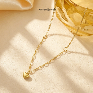Collier avec pendentif en forme de cœur en acier inoxydable plaqué or, chaîne à maillons, mini charme en forme de cœur, bijoux pour femmes, cadeau - Product Image 3