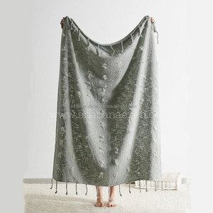 Manta de sofá tejida Bohemia acogedora de fabricante indio con borla, ropa de cama cálida de lujo para uso en invierno, suministro directo - Product Image 5