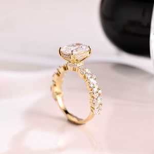 Anillo de lujo con halo de diamantes de corte radiante de 1.00 quilates, banda de medio racimo, oro macizo de 14K, diamantes cultivados en laboratorio, regalo de boda para mujer - Product Image 2