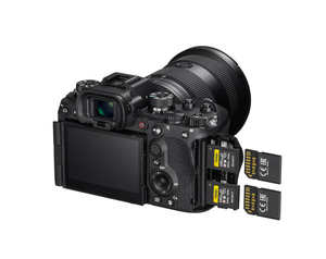Appareil photo numérique hybride Alpha A9 III - Noir (boîtier uniquement) avec poignée pour batterie et 2 flashs Godox V860 - Product Image 2