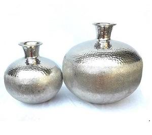 Jarrón de Mesa Moderno de Lujo, Hecho a Mano con Metal Plateado Martillado, Ecológico, para Decoración del Hogar, Bodas y Arreglos Florales - Product Image 1