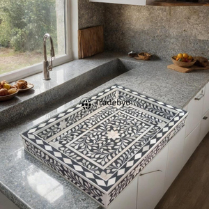 Bandeja Multiusos Moderna con Incrustaciones de Hueso, Hecha a Mano, Decorativa y de Primera Calidad para el Hogar, por Tradebyd - Product Image 4