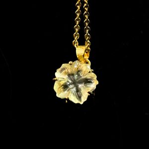 Colgante de Cuarzo Limón Natural con Forma de Flor, Collar de Piedras Preciosas Talladas, Colgante de Cuarzo Limón Natural Hecho a Mano para Fabricación de Joyas - Product Image 4