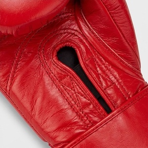 ถุงมือชกมวยไทย MMA หนังแท้คุณภาพสูง แบบสั่งทำพิเศษ พร้อมโลโก้ตามต้องการ สายรัดข้อมือเสริมความแข็งแรง สำหรับการฝึกซ้อมและการต่อยมวย จำหน่ายส่ง - Product Image 5