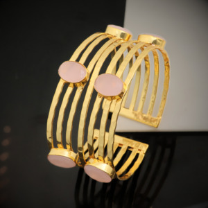 Brazaletes de latón hechos a mano con diseño indio para mujer, ideales para regalo, aniversario, ligeros, precio al por mayor. - Product Image 5