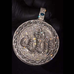 Pendentif Hiphop Allah Islamique en Moissanite, Argent 925 Plaqué Rhodium, Micro-Pavé, Taille Brillante, Breloque Religieuse Unisexe pour Fête - Product Image 4