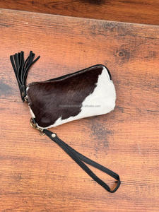 Bolso con borlas de piel de vaca hecho a mano de calidad extrema, billetera bohemia de cuero genuino occidental, bolso de mano con cremallera oculta para mujer - Product Image 3