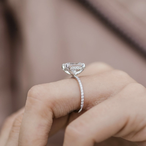 แหวนแฟชั่นทันสมัย แหวนเพชรทรงเหลี่ยมมรกต 14k แหวนหมั้นสำหรับผู้หญิง คลาสสิก ได้รับการรับรองจาก IGI เพชรเพาะเลี้ยงในห้องปฏิบัติการ - Product Image 3