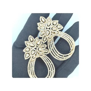 Pendientes de araña de moissanita de Plata de Ley 925 de alta demanda para diseños únicos de moda certificados para compradores conscientes de la moda - Product Image 1