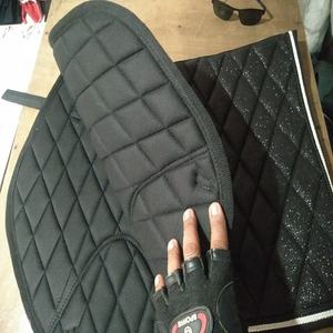 Tapis de selle de cheval matelassé personnalisé de haute qualité coton Nylon Style anglais Direct usine en gros Kanpur équipement d'équitation EQUINE - Product Image 5