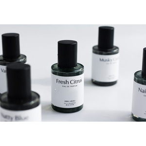 Daily Comma Men's Fresh Woody Leather Modern Spray Eau De Parfum Long Lasting 30ml Perfume - Product Image 6