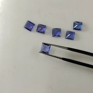 แทนซาไนต์สีน้ำเงินธรรมชาติ 5.5 มม. ทรงสี่เหลี่ยม คุณภาพดีที่สุด พลอยหลวมสำหรับทำเครื่องประดับ รีดดิ้ง เมาน์เทน เจมส์ - Product Image 5
