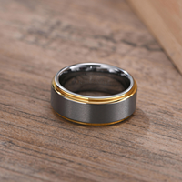Bague en carbure de tungstène argentée et dorée avec centre brossé, bords dorés polis, alliance confortable pour homme, bijoux en gros