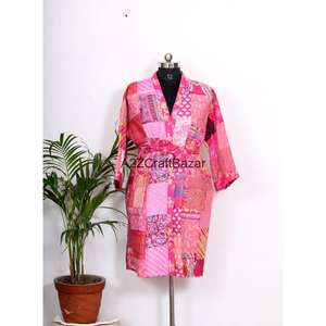 Chaqueta Kimono Corta Hecha a Mano con Tela Kantha 100% Algodón Puro, Transpirable y Suave para Mujer, Ideal como Bata para el Invierno - Product Image 3