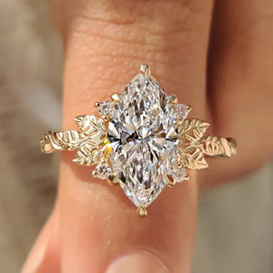 Bague de promesse d'anniversaire en moissanite taille marquise pour femme, bijou de luxe en argent sterling 925 plaqué rhodium, idéal pour les fêtes - Product Image 1