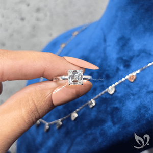 Anillo de Compromiso con Diamante Cultivado en Laboratorio, Corte Asscher de 2 Quilates, Certificado por IGI |   Anillo solitario de oro macizo de 10 quilates con halo oculto - Product Image 4