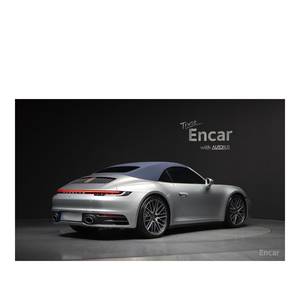 Porsche 911 Carrera 4 Cabriolet 2024, 1.235 km, Volante a la Izquierda, Asientos de Cuero, Cámara Trasera - Product Image 2